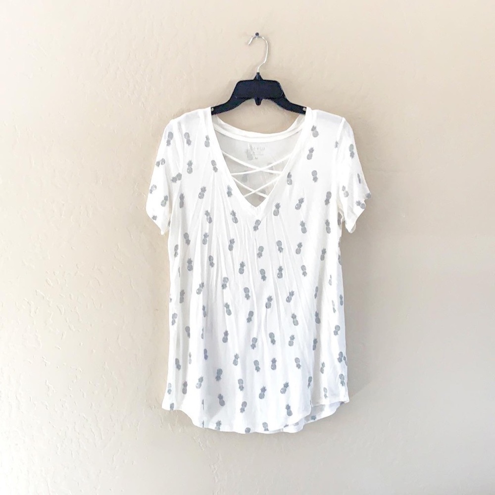 🌿Final Sale‎ Zoe + Liv Pineapple Comfortable White Tee